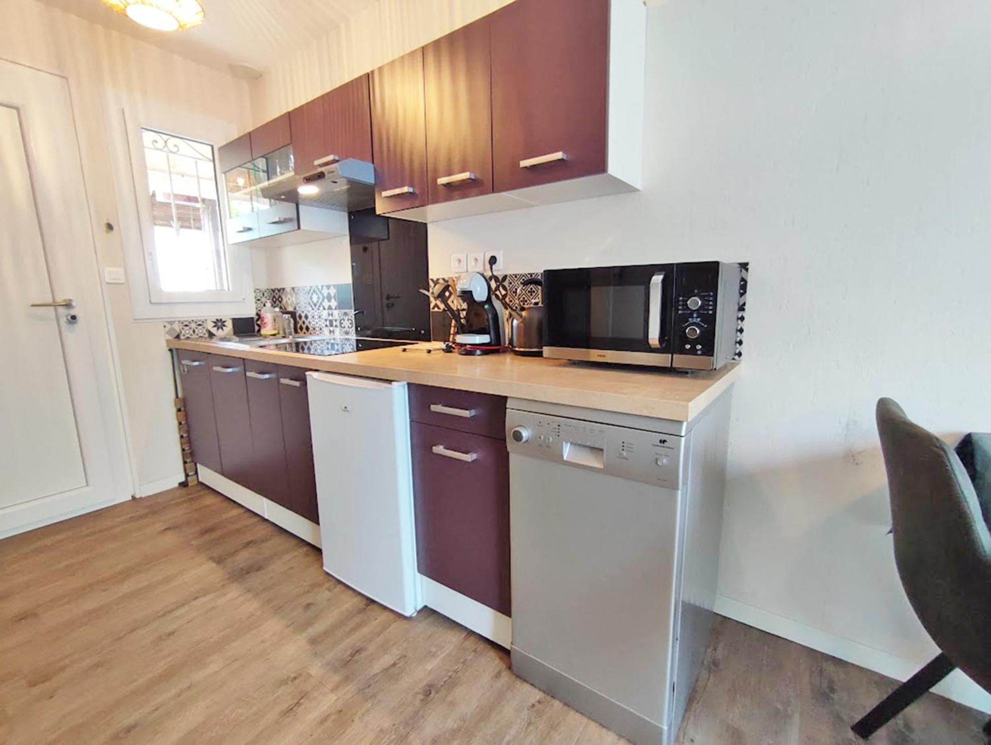 L'Escampette, Duplex T3, Centre Luchon, Wifi, Casier A Skis, 4 Personnes Bagneres-de-Luchon Экстерьер фото